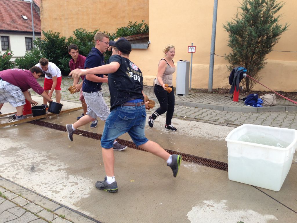 Jugendfeuerwehr Weinheim beginnt Sommerferien in der Lutherstadt Eisleben